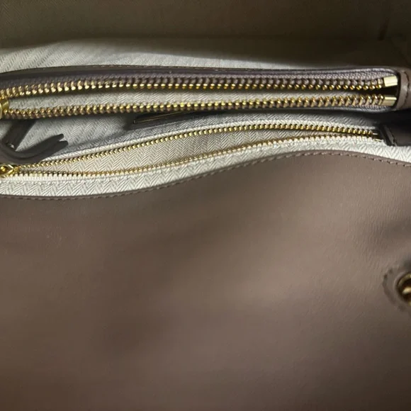 Tory Burch Kira Lambskin - Picture 8 of 11